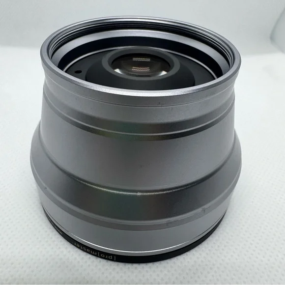 Fujifilm TCL-X100 Tele Conversion Camera Lens - Picture 8 of 17